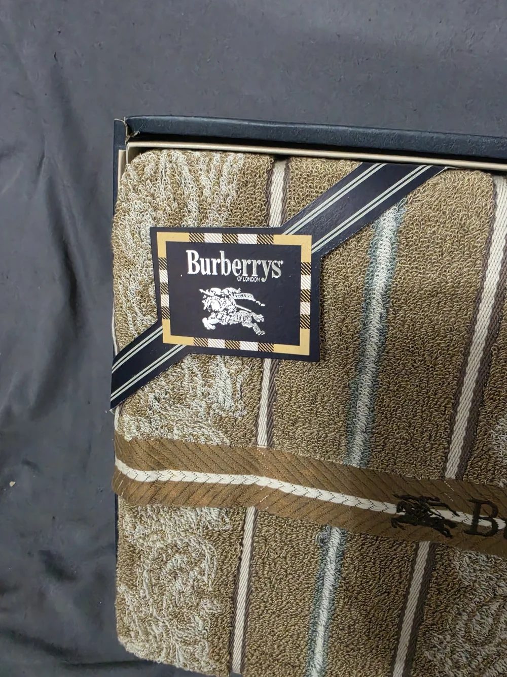 AUTHENTIC Burberry Brown & Cream Striped Paisley Towel